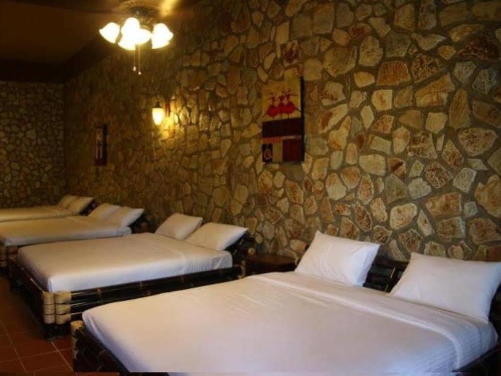 The Waterway Villa Bentong Ngoại thất bức ảnh